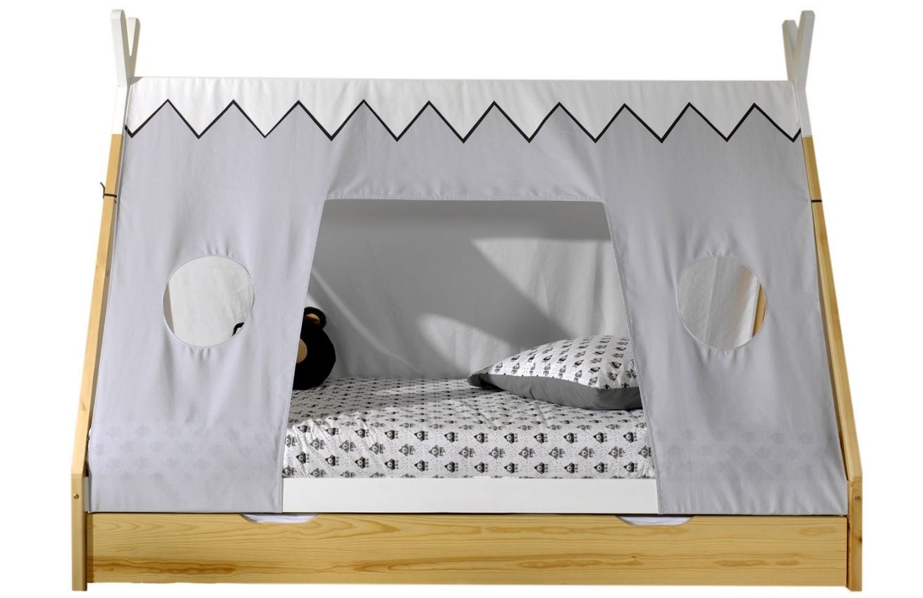Bílá borovicová postel Vipack Tipi 90 x 200 cm se zástěnou a přírodní zásuvkou