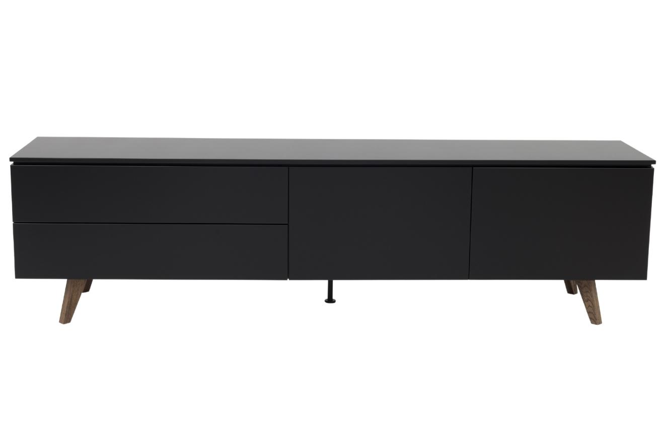 Černý lakovaný TV stolek Tenzo Plain 210 x 45 cm s dřevěnou podnoží