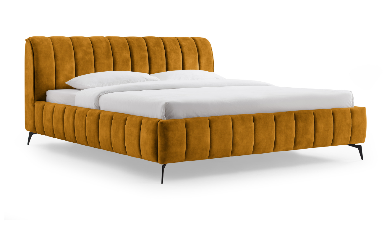 Moebel Living Hořčicově žlutá sametová dvoulůžková postel Bertram 180 x 200 cm
